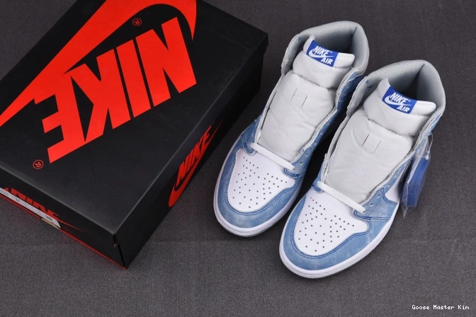 1 Retro Jordan Royal High OG Hyper 555088-402 0522